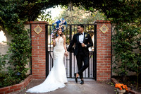 Amor Eterno Bride & Groom at gate