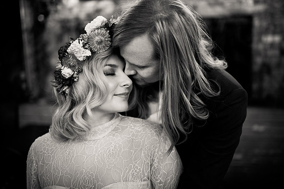 Couple snuggle headpiece & long hair