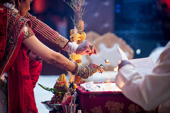 Indian B & G during ceremony